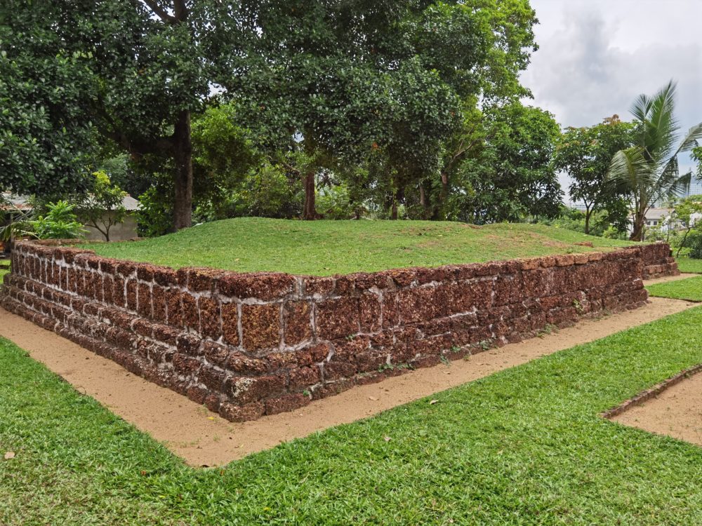 スリランカ一の大都市と首都 コロンボ スリー・ジャヤワルダナプラコーッテ:スリランカゴルコ31GOLCO31