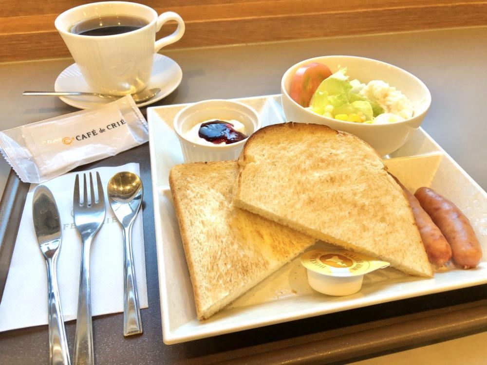 冷めたトーストサンド “ カフェ・ド・クリエ