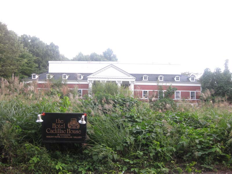 どちらの廃墟も人がいた！！超有名廃墟ホテル キャデラックハウス →ショッピングモール