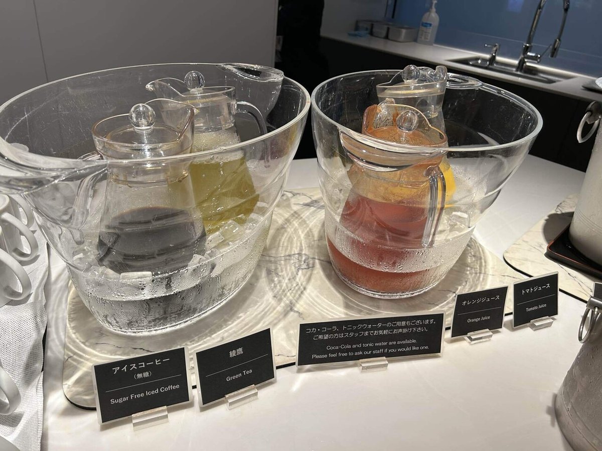 レビュー 羽田空港T2国際線のプライオリティパスで入れるラウンジは？スターアライアンス・ANA便搭乗時にPower LoungePremiumを利用した体験談紹介 - ミニマリスト品川太郎の海外旅行記