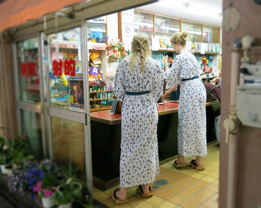 日本だけじゃない！海外の温泉大国・街元祖、吸う温泉、ラドン温泉 ホテル 湯ーとぴあ