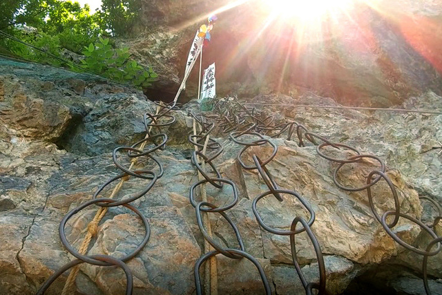 私的・北海道地質百選『大成太田神社の花崗岩』