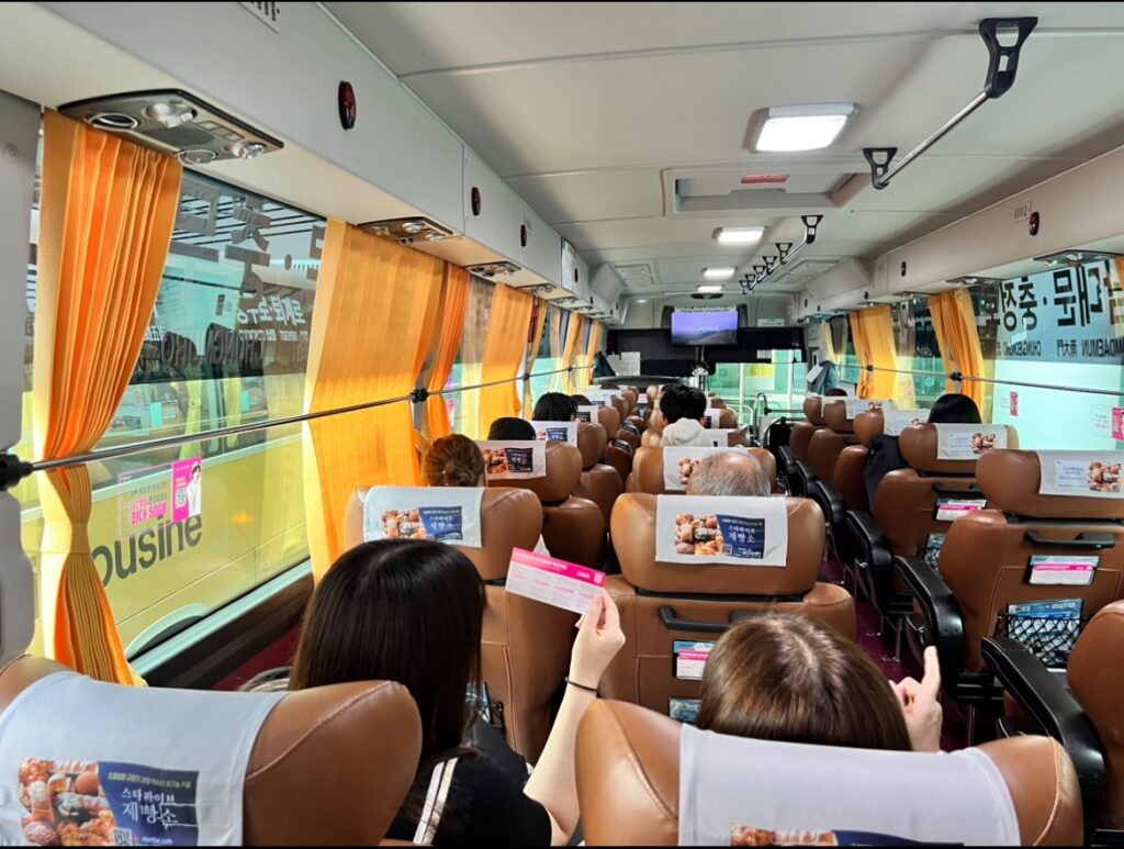 リムジンの中の写真・画像素材-Snapmart スナップマート