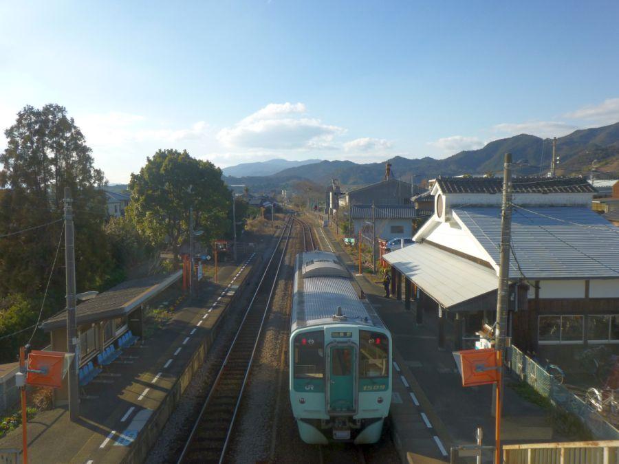 2024年10月9日四国旅客鉄道 高徳線316D 徳島～高松: バスの中の人の乗りもの記録