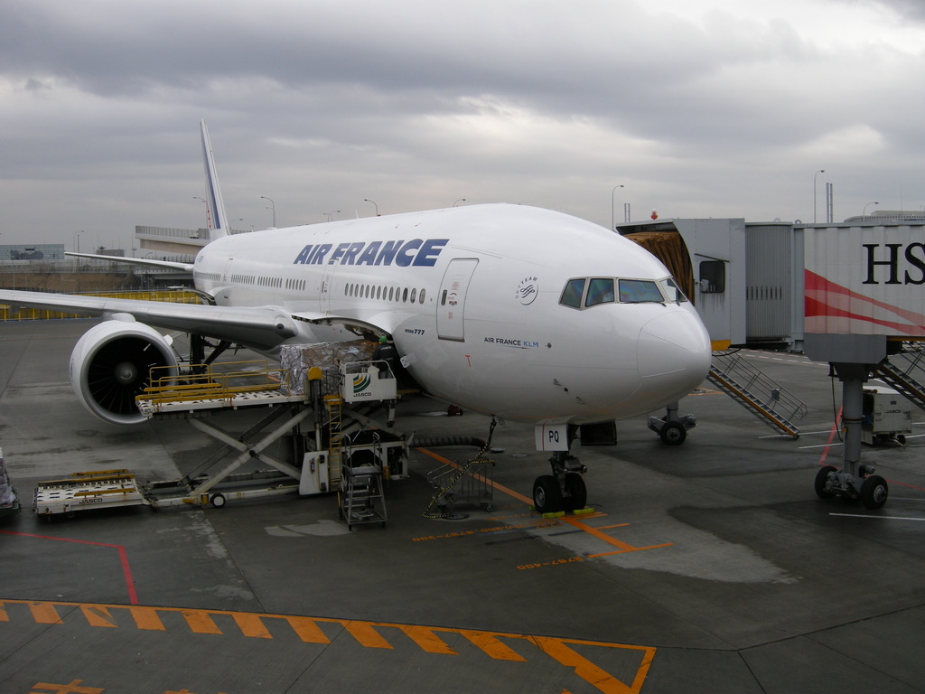 パリ空港タクシーで市内へ移動するには？快適に旅をスタートするための完全ガイドVELTRA旅行ガイド