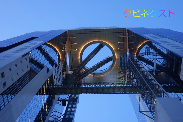 梅田スカイビル 空中庭園展望台の料金は？無料エリア・行き方・見どころまで解説