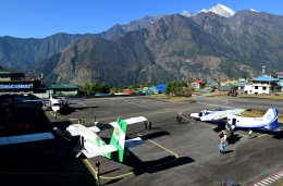 世界一危険テンジンヒラリー空港