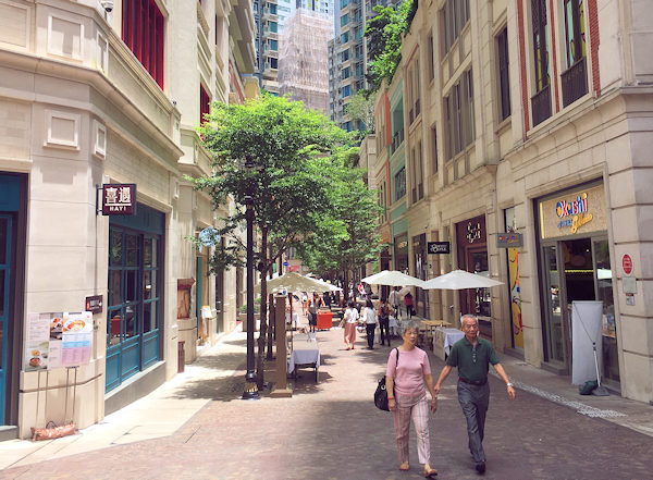 夜景だけじゃない、街全体がフォトジェニックな香港の街並みを撮り歩く日常写飯事
