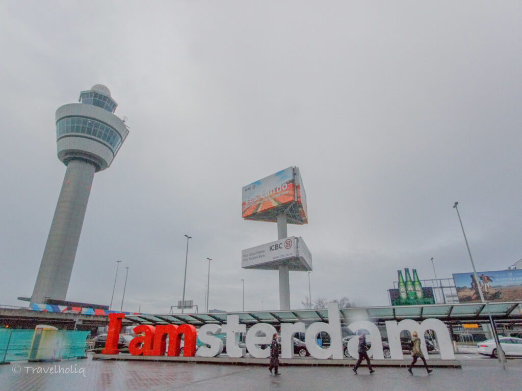 オランダのスキポール空港からアムステルダム中央駅への行き方