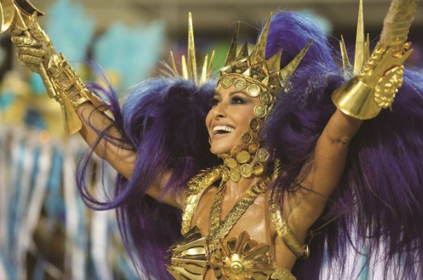 デング熱が猛威も、リオのカーニバルは最高潮 観客には虫除け剤推奨：朝日新聞