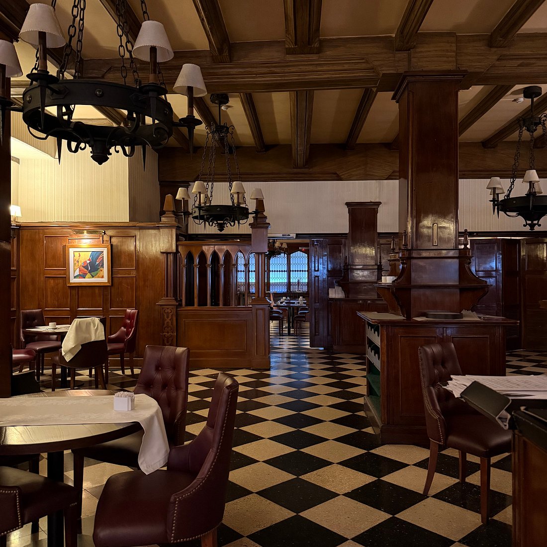 ブエノスアイレスで人気のプール付きホテルwww.trivago.jpで￥4,953～