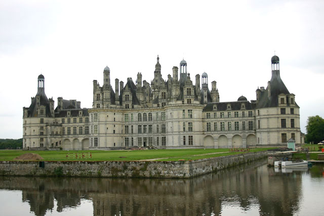 フランスの世界遺産「シャンボール城」とは？螺旋階段も含めて世界遺産マニアが解説世界遺産マニア