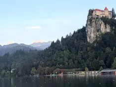 ブレッド城 観光 行き方から入場料金まで徹底解説 - Amazing