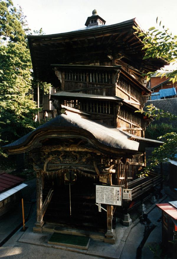 会津 さざえ堂。登っても降りても一本道！ちょっと不思議な感覚のするお堂をゆく！！ - お出かけいく