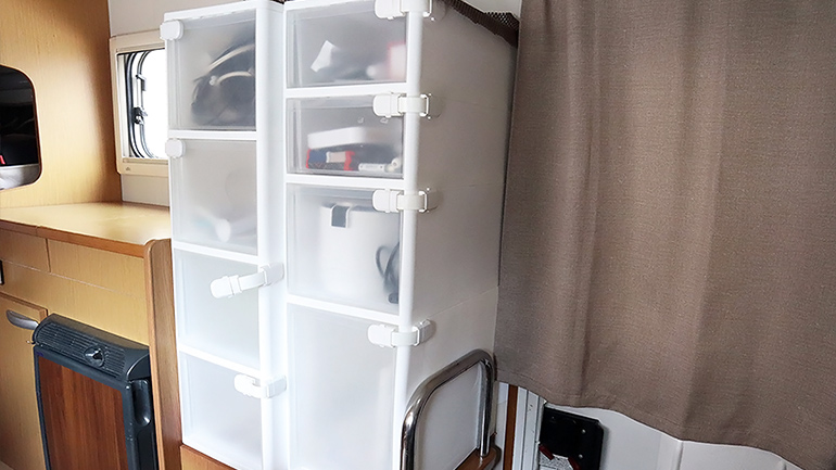 バンライフで車中泊を楽しむ収納アイデアとは?車内をおしゃれで実用的に仕上げる工夫をご紹介! - GORDON