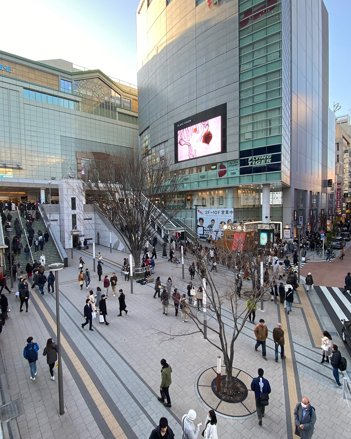 新宿駅南口のお花屋さん″として20年・フルラージュアン新宿店でいつでもお得にお花が買える「年間パスポートフラワーバック」ノベルティが3月1日 金 よりスタート株式会社ルミネアソシエーツのプレスリリース
