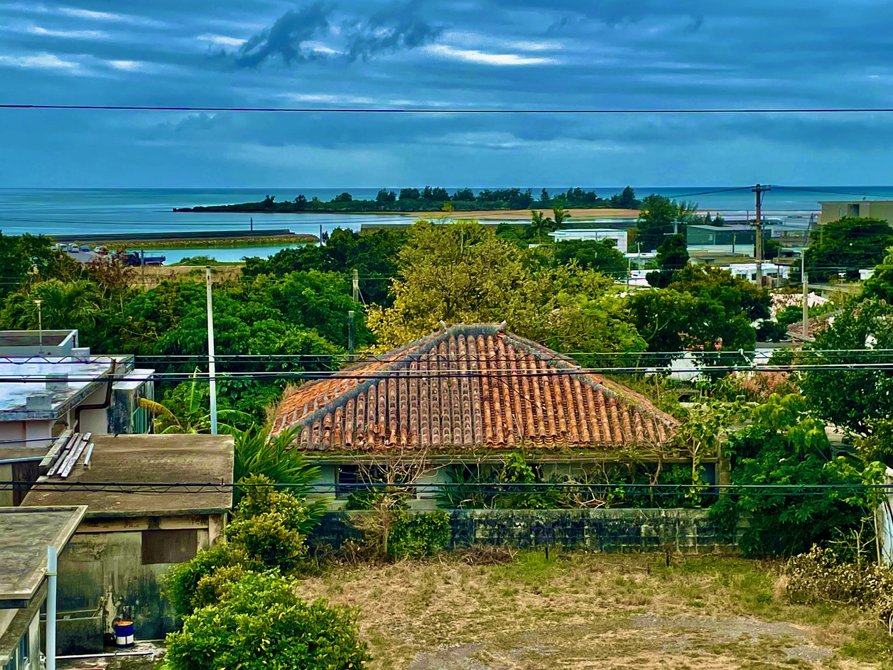 旧市街地「平良 ひらら 」街歩きツアー 宮古島統一の歴史物語を楽しむ＜選べるコース 宮古島＞宮古島の観光・オプショナルツアー専門VELTRA