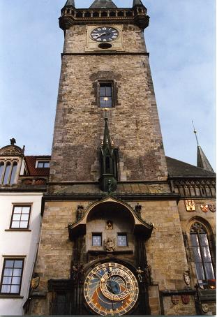 600年 以上動いているプラハの天文時計プレヌスツアージャパンのブログ