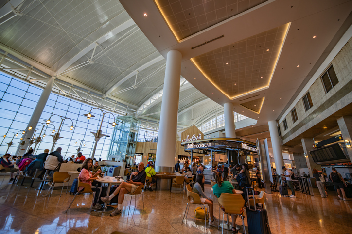 シアトル・タコマ空港の早朝アクセスに超便利な空港徒歩圏のホテル「Rodeway Inn」に泊まってみました - GIGAZINE