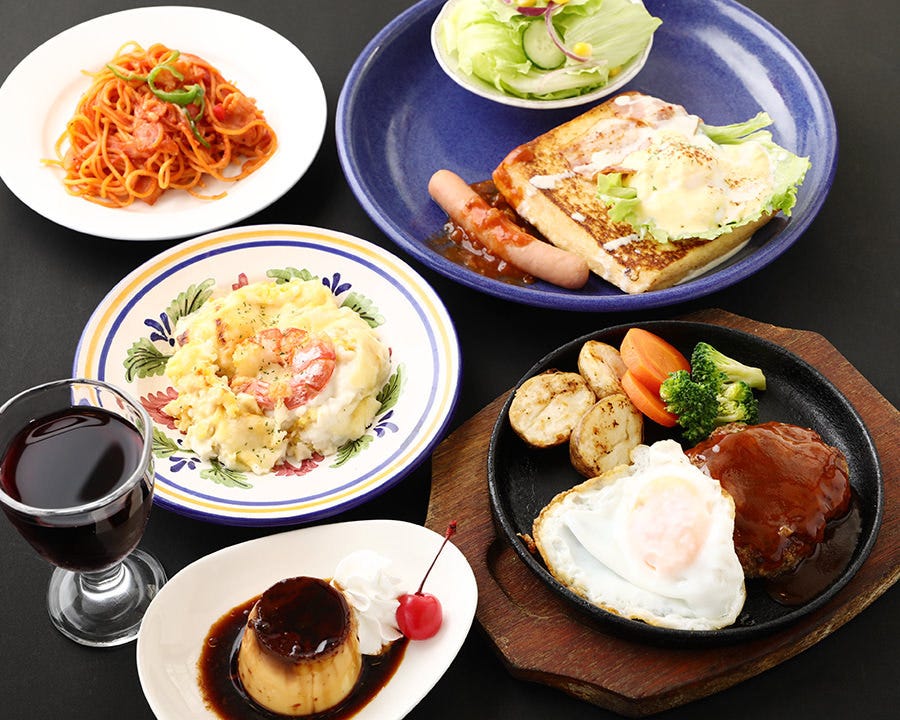 ついに福岡初上陸！東京・秋葉原で話題の“水のテーブルカフェ”にオープンから大行列 福岡市東区香椎- TABERY