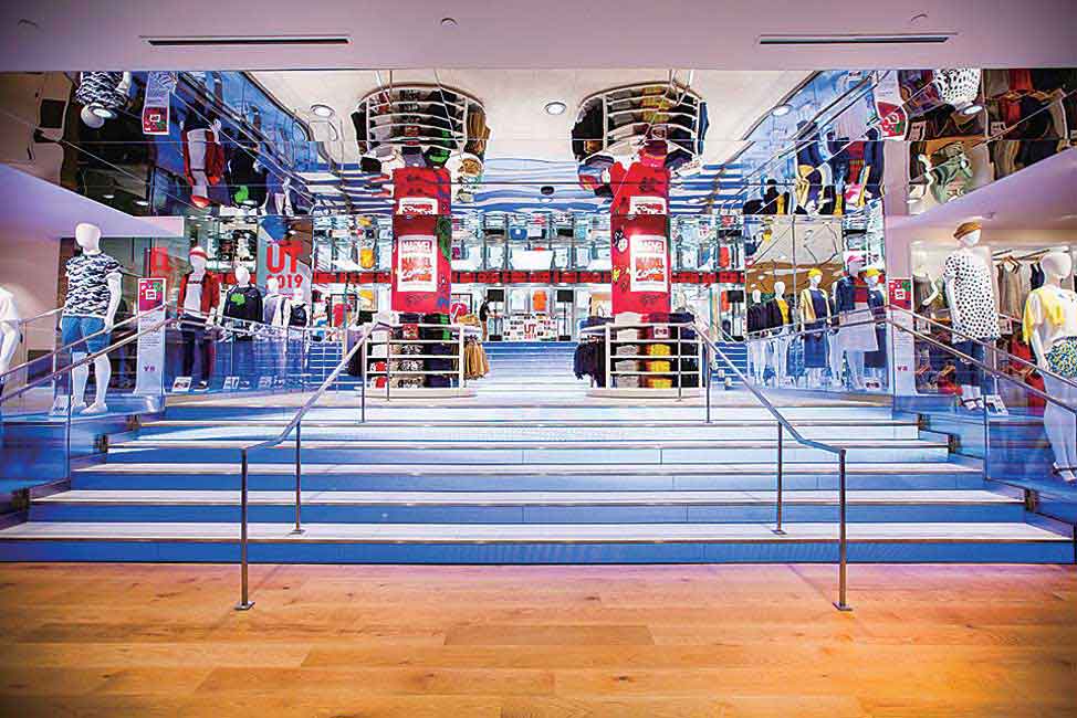 トロントのイートンセンターに新しいフードホールができたよ。どんな感じか見てみよう！ : r toronto