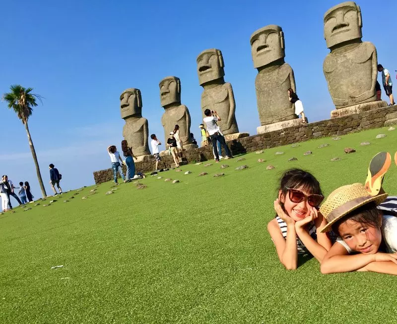 宮崎県にモアイ像がある理由。イースター島の長老会との関係宮崎てげてげ通信