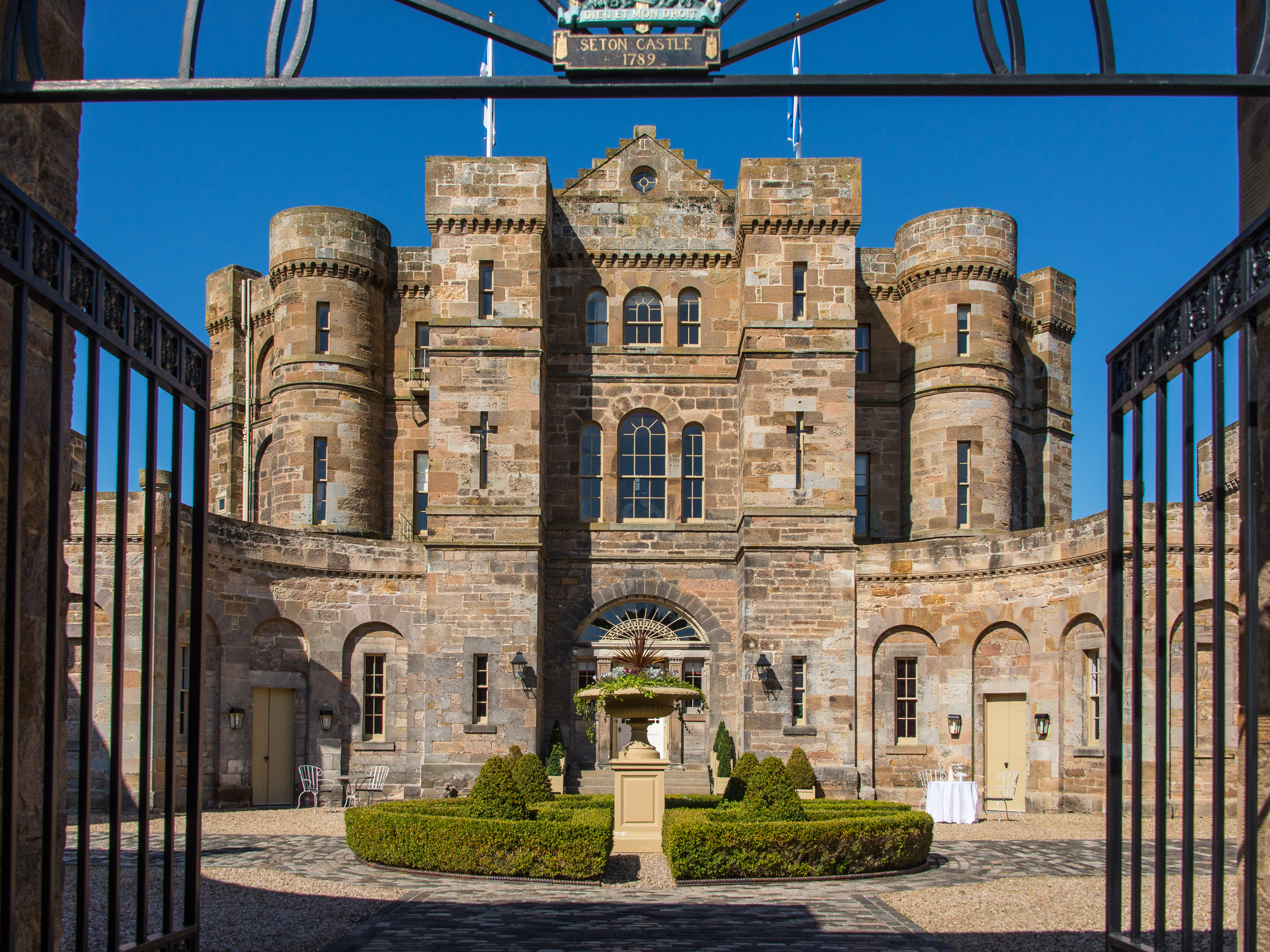 アーカート城 - Wikipedia