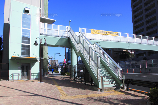 国道一号竜が丘横断歩道橋 - 日本エレベーター製造株式会社