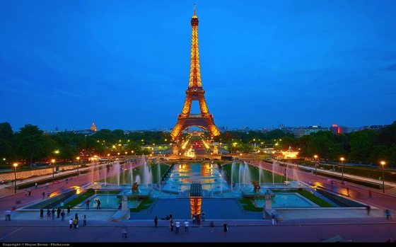 エッフェル塔 - Wikipedia