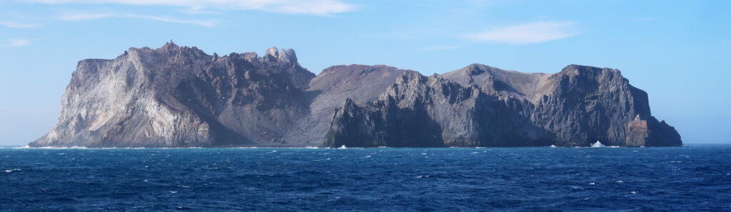 ハード島とマクドナルド諸島の旗の提案 : r vexillology