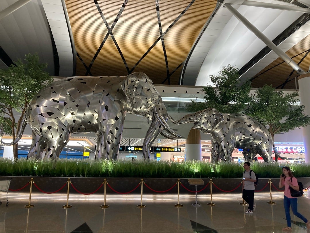 空港喫煙所情報 バンコク・スワンナプーム空港で喫煙所に行ってみたnow here,no where