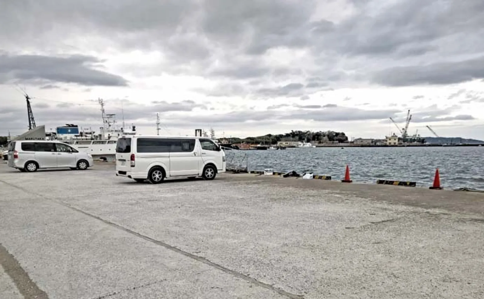 雨でも釣りがしたい！ そんな人におすすめな「車中釣り」のご紹介 タビカツリチャンネル- エキスパート