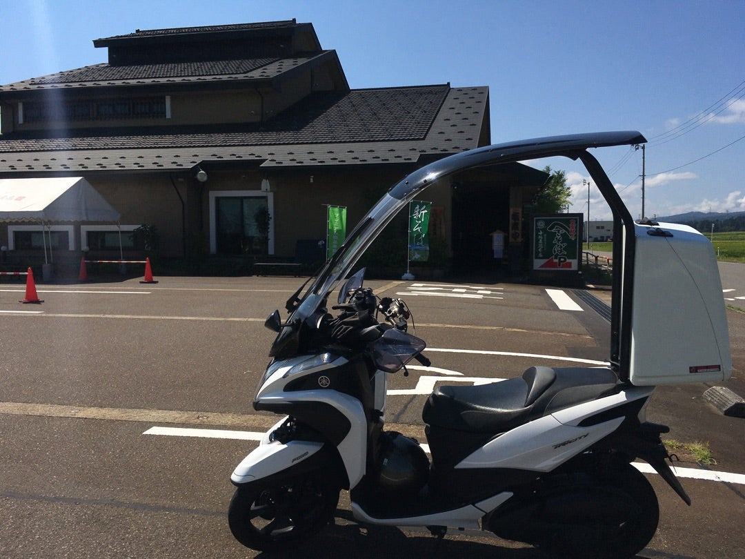 トリシティの屋根にキャリア付けてみた東京大田区のバイク修理・販売オートサービス翔