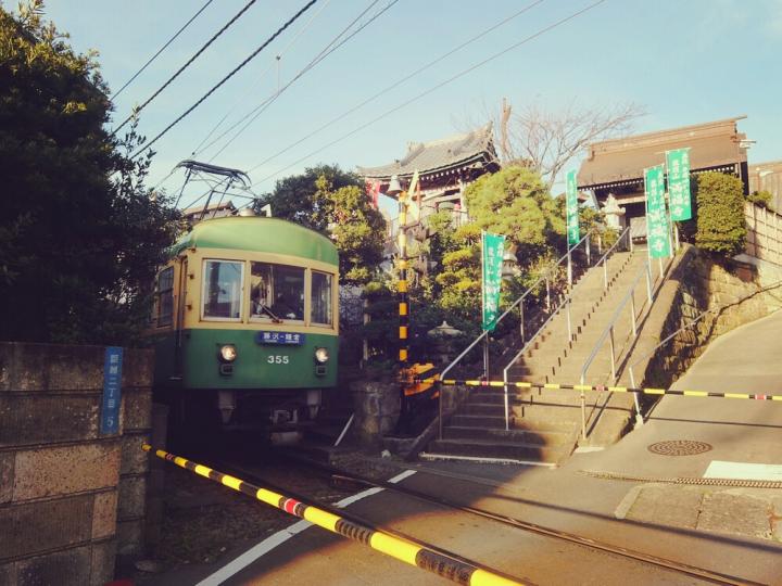 鎌倉高校前駅海の見える駅