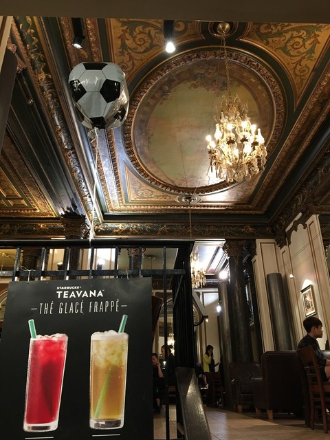 世界のスタバ フランス・パリを訪れるのであれば絶対に訪れたい宮殿のようなスターバックスとは？ - GOTRIP