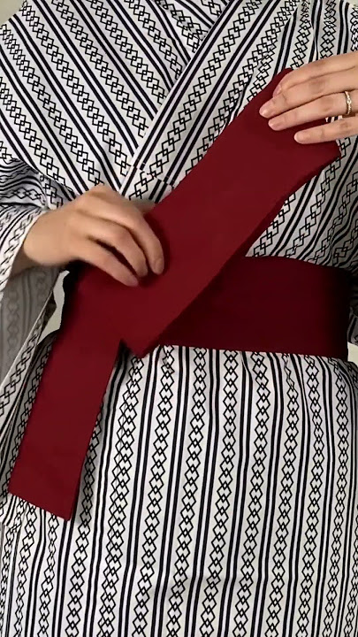 @sennentei_official←鳥取にある「すごっ！」と言ってしまう絶景の旅館はこちら💁‍♀️, ⁡,女性の浴衣の帯の結び方！ ,