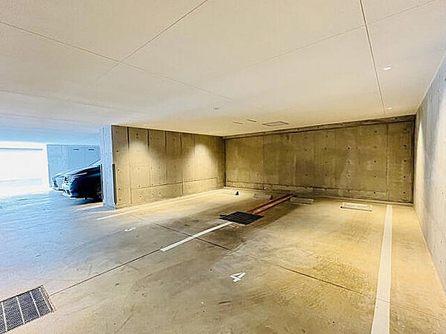 究極のハンバーグと窯焼きピザ trinity&夙川桜庵 夙川