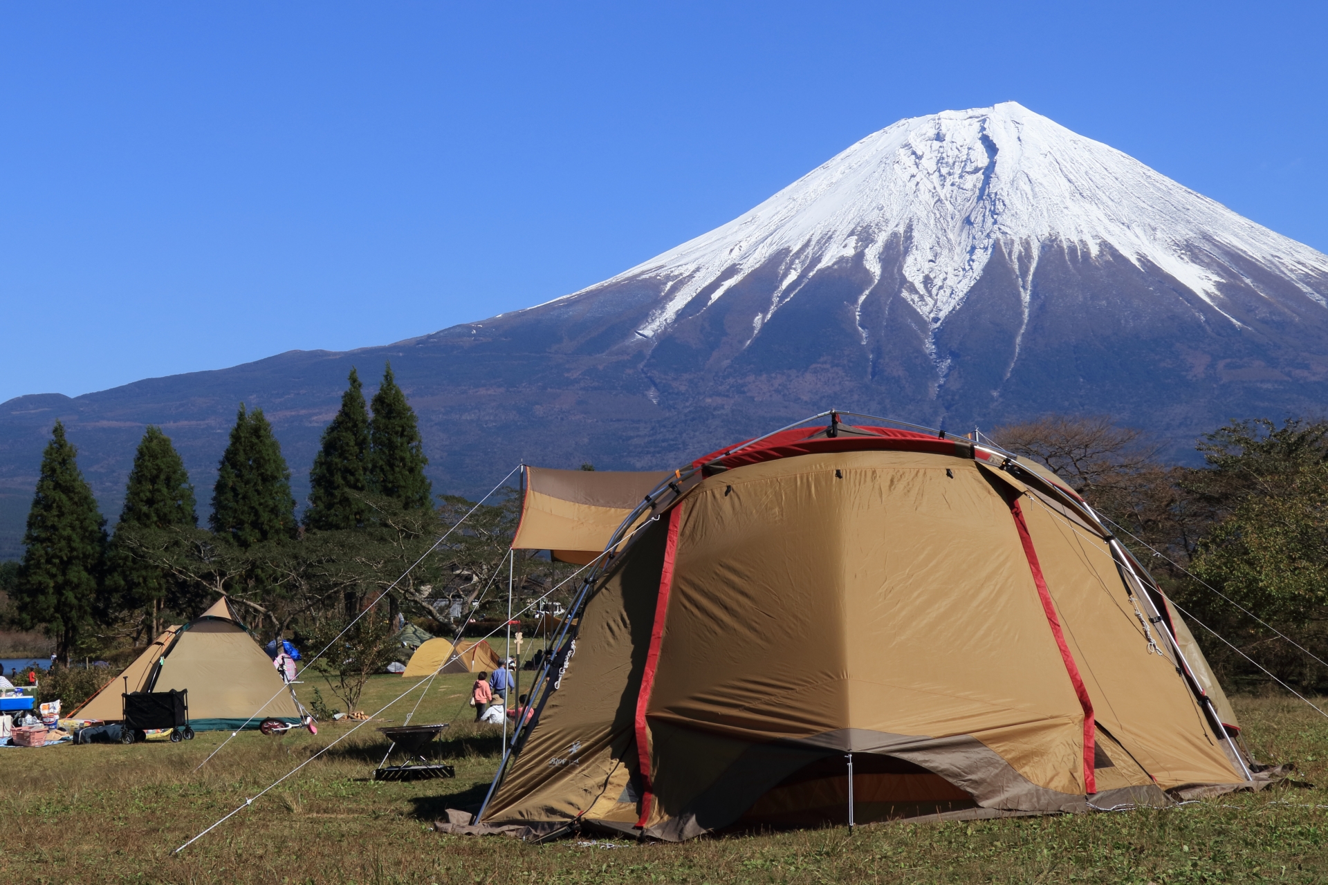 滋賀県琵琶湖の湖畔キャンプ場での撮影ゴーフォト