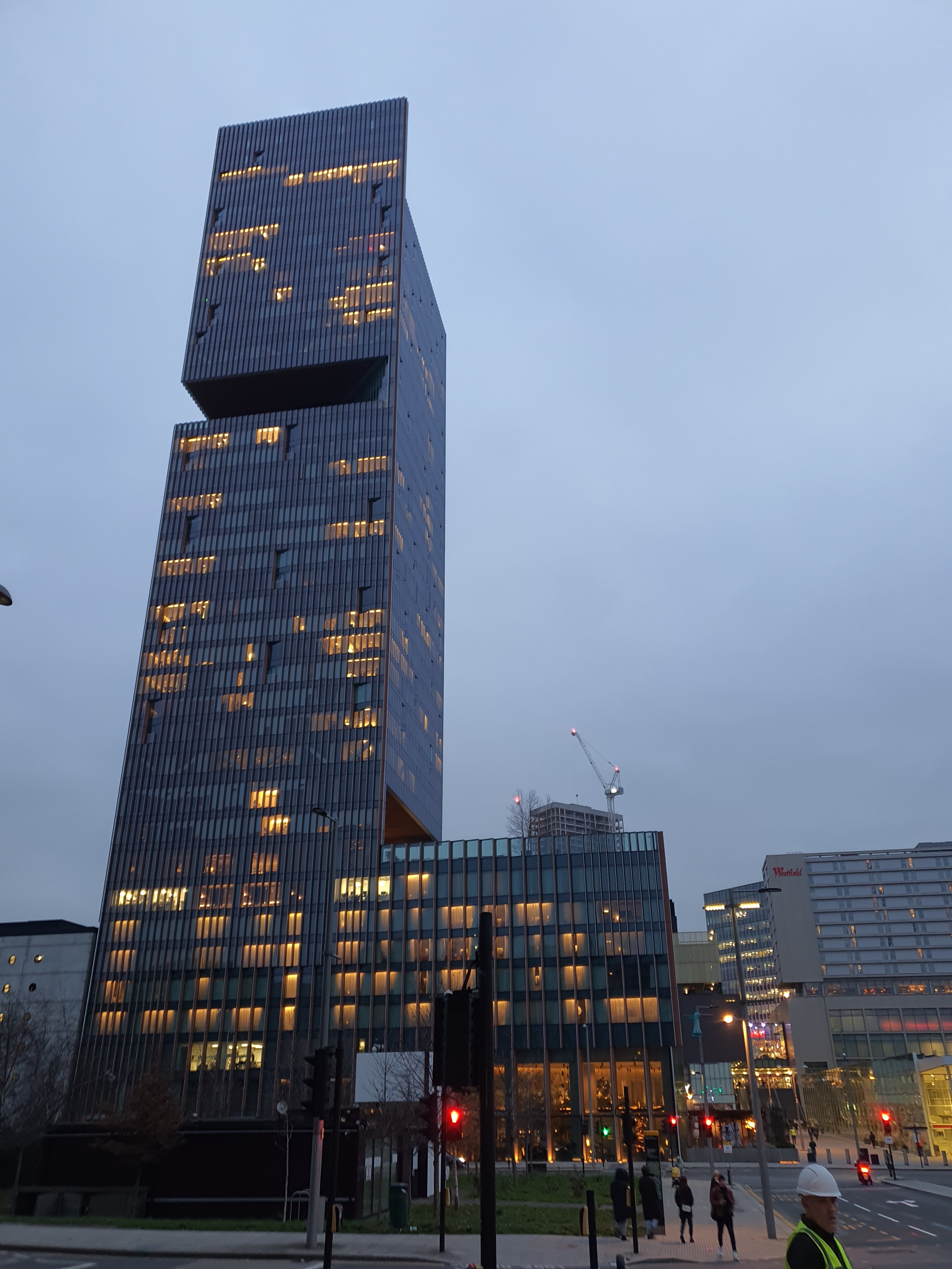 40℃でエアコンなし!? 憧れのイギリスの住宅に住んでみたら夏が辛すぎた 現地在住ライターの体験レポートOggi.jp