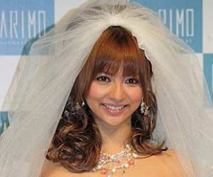 香里奈に熱愛報道、所属事務所がコメント內含中文報導 －等待‧只為與你相遇痞客邦