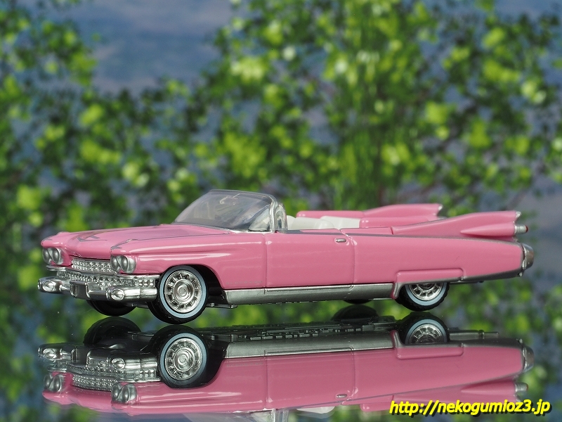 トミカプレミアム♡復刻版♡キャデラック エルドラド ビアリッツ♡ピンク - メルカリ