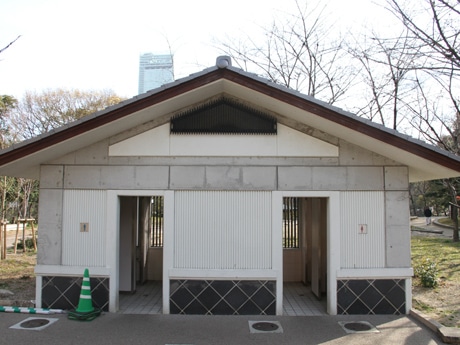 公衆トイレ製作メーカーのトシカン株式会社公衆トイレ製作