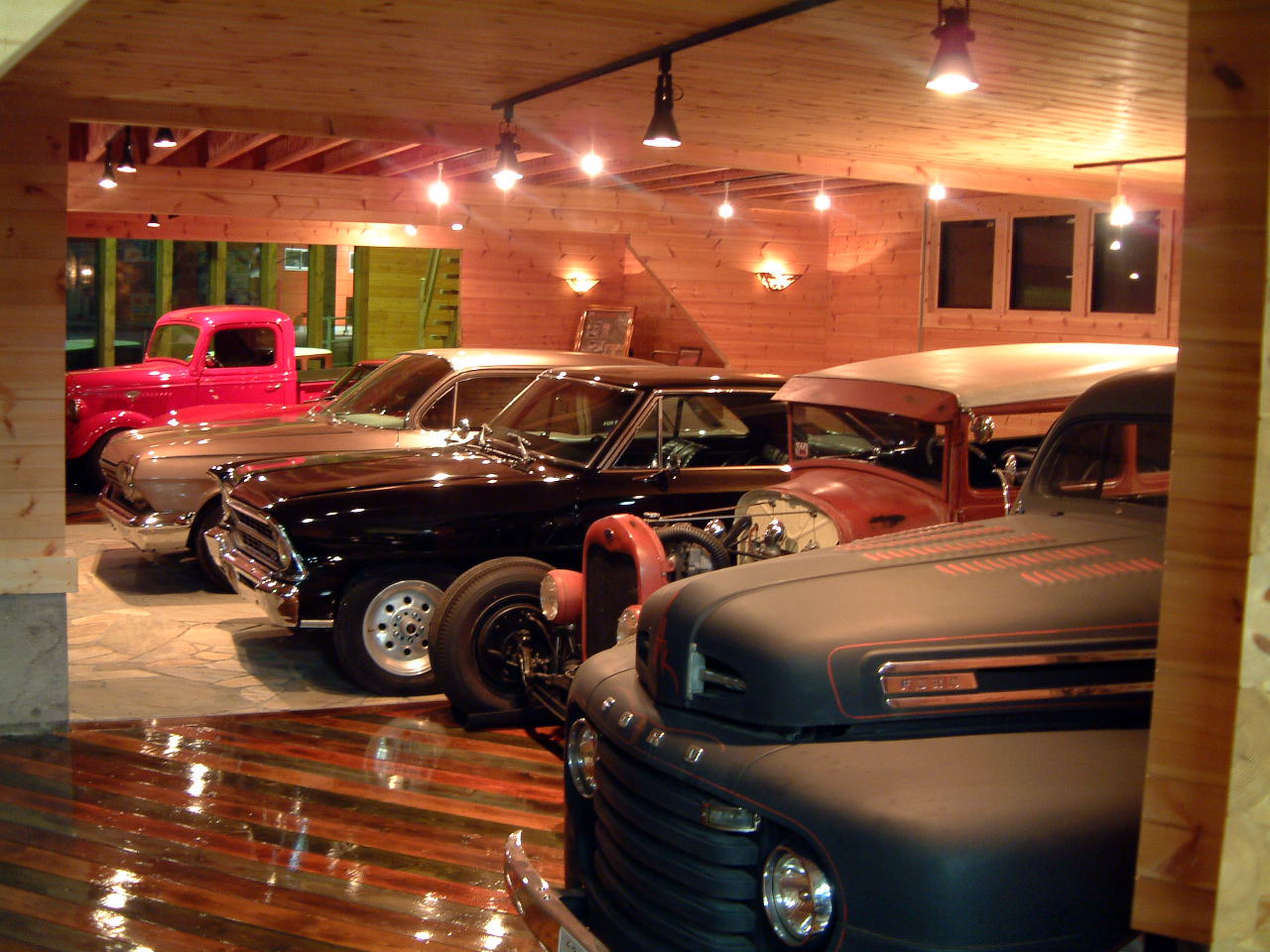 R＆B アメ車 車両