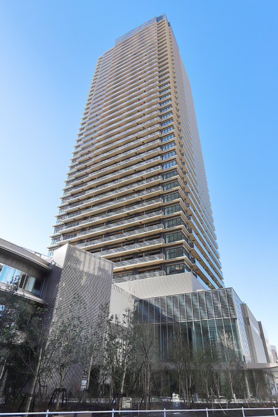 東京都庁を超える新宿で一番高い超高層ビル！地上48階、高さ258.15m「新宿駅西口地区開発計画」の建設状況 2024.8.24: 超高層 マンション・超高層ビル