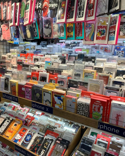 男性への韓国お土産いつも迷う方必見🫶🏻 男性がもらって嬉しい韓国アイテムまとめ✨ 少しでも参考になったら「❤」を押してシェアしてみてね🔍韓国プレゼントお土産彼氏同僚友達美容男子渡韓韓国旅行韓国香水韓国スタイル韓国芸能韓国美容