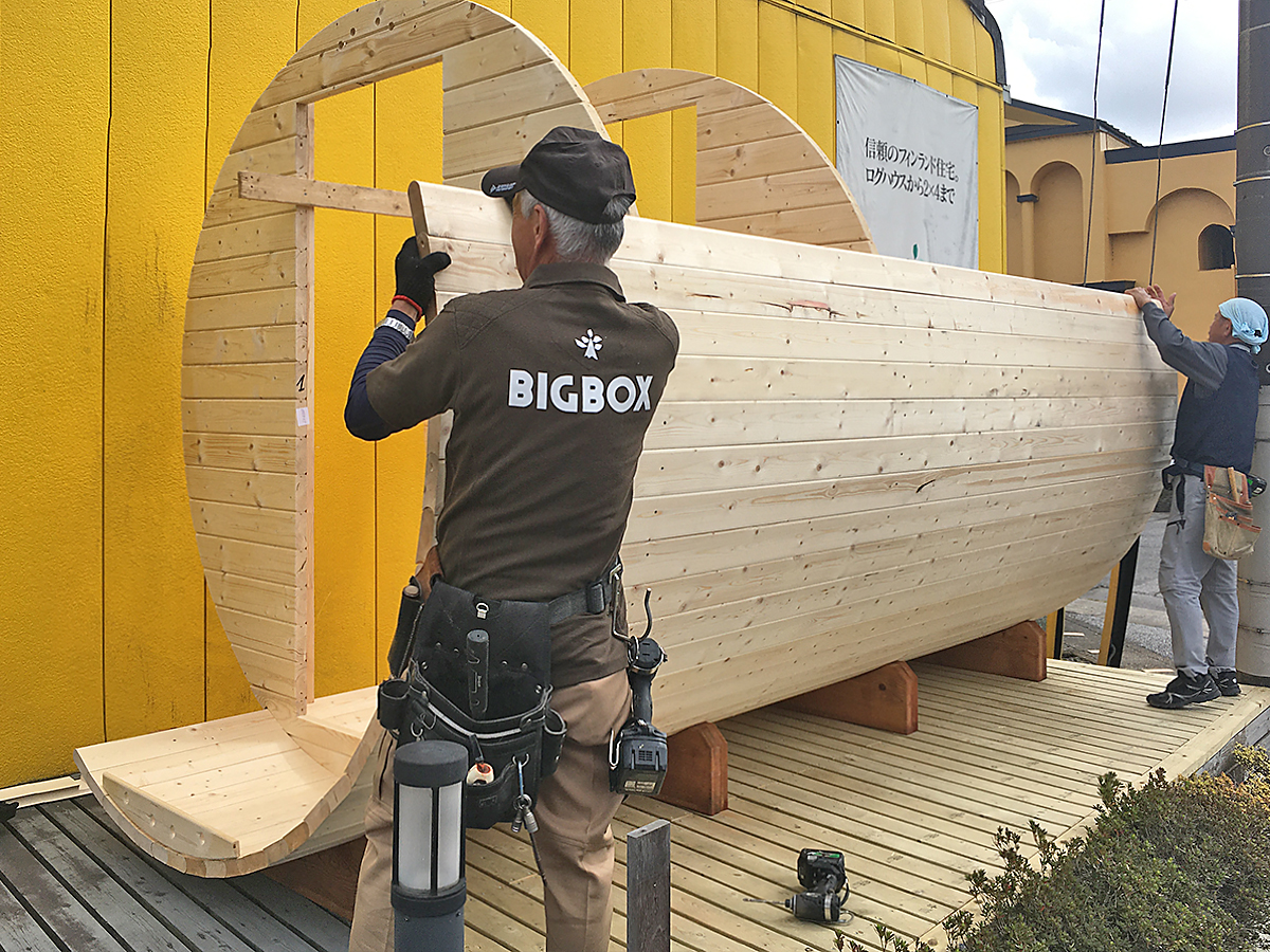 トレーラー型の改造サウナも。7種の移動式アウトドアサウナを一挙公開