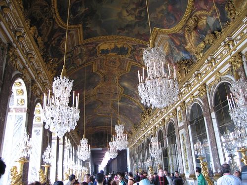 フランスの世界遺産「ヴェルサイユの宮殿と庭園」とは？建築様式や鏡の間を含めて世界遺産マニアが解説世界遺産マニア