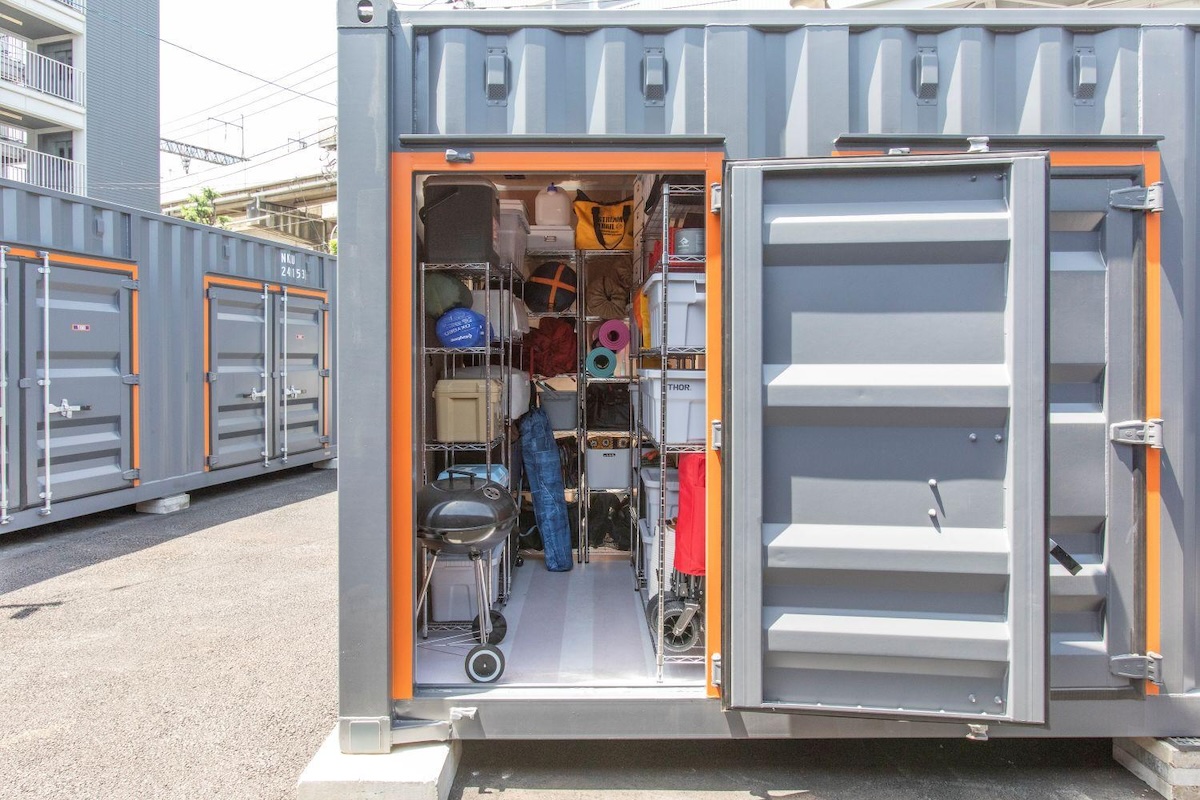 物置のカビ取り・予防対策完全ガイド原因・除去方法・収納のコツをプロが解説