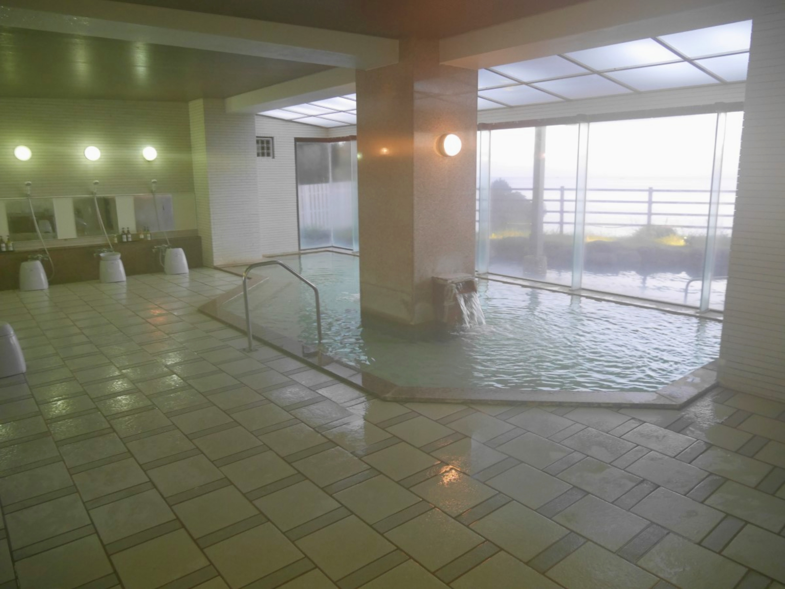 ilazzurri_hotel ←気になる方はここから 東京から約3時間で行ける、