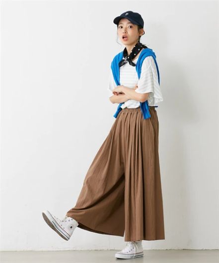 バーベキューにおすすめの女子コーデ22選 2023年夏 30代のBBQファッションはきれいめ＆爽やかにOggi.jp